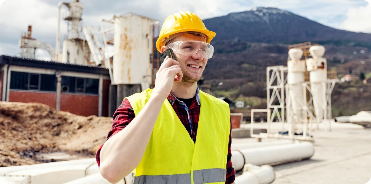 Hammer Boost 2 LTE – odolný tlačítkový telefon IP68