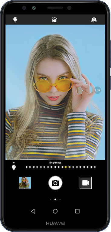 Vaše selfie nikdy nevypadaly lépe, než s Huawei Y7 Prime 2018