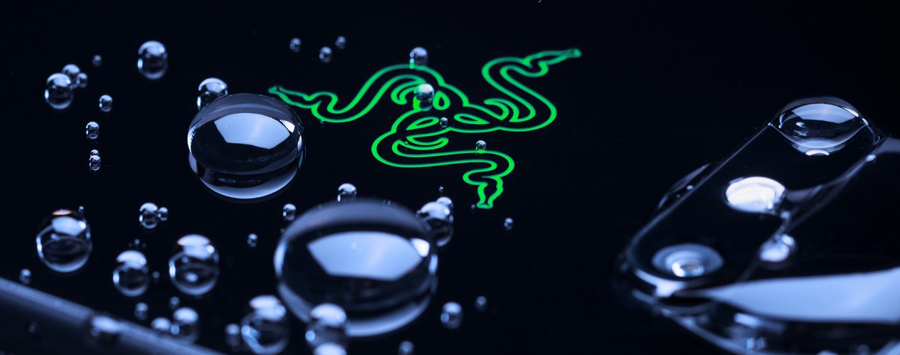 voděodolná konstrukce Razer Phone 2 je připravena pro jakékoliv počasí