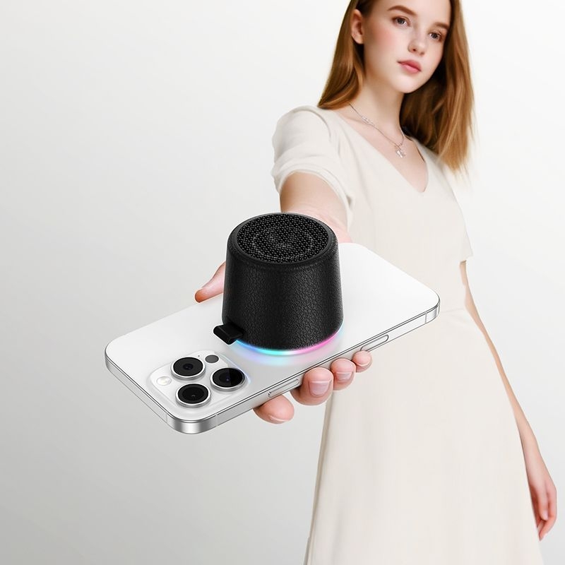 HOCO HC49 přichycení magnetem