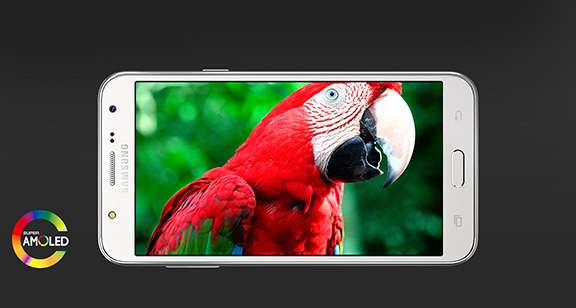 Špičkový HD AMOLED displej mobilního telefonu Samsung Galaxy J5, na který je radost pohledět.