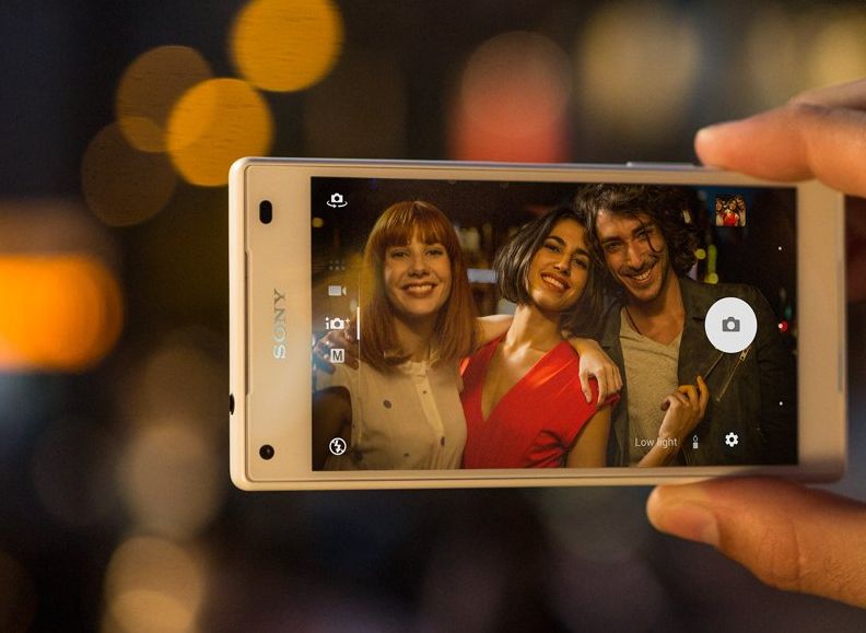 Noční focení nedělá Xperia Z5 Compact